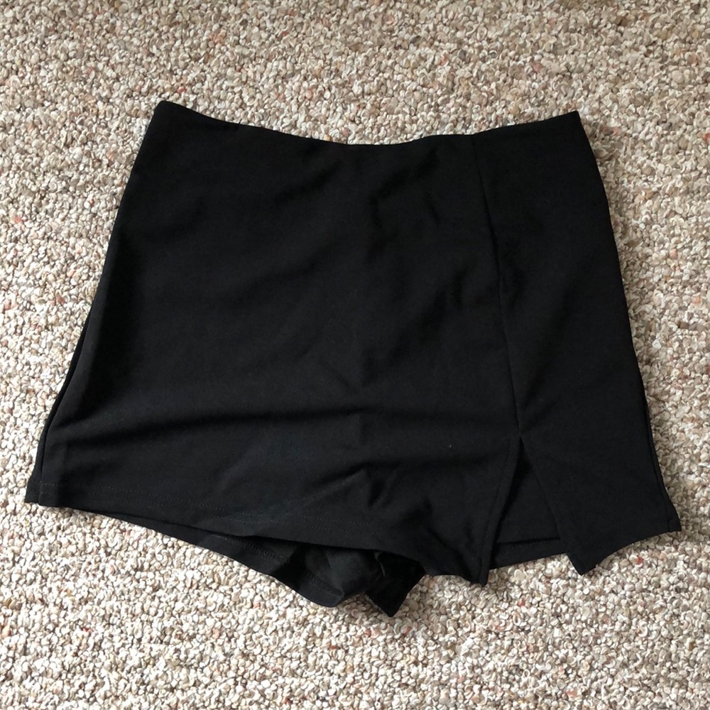 Skort